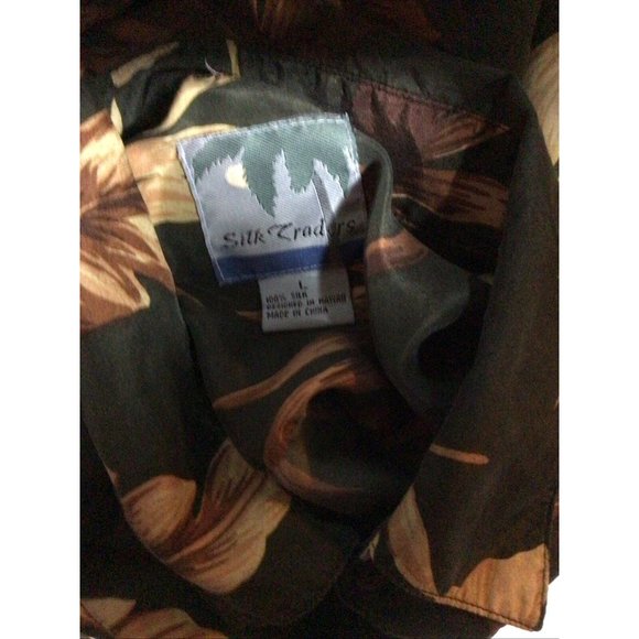 Silk Traders 100% Silk Surfing Hawaiian Aloha Button Up Shirt Leaf Mens Size L - Picture 5 of 5